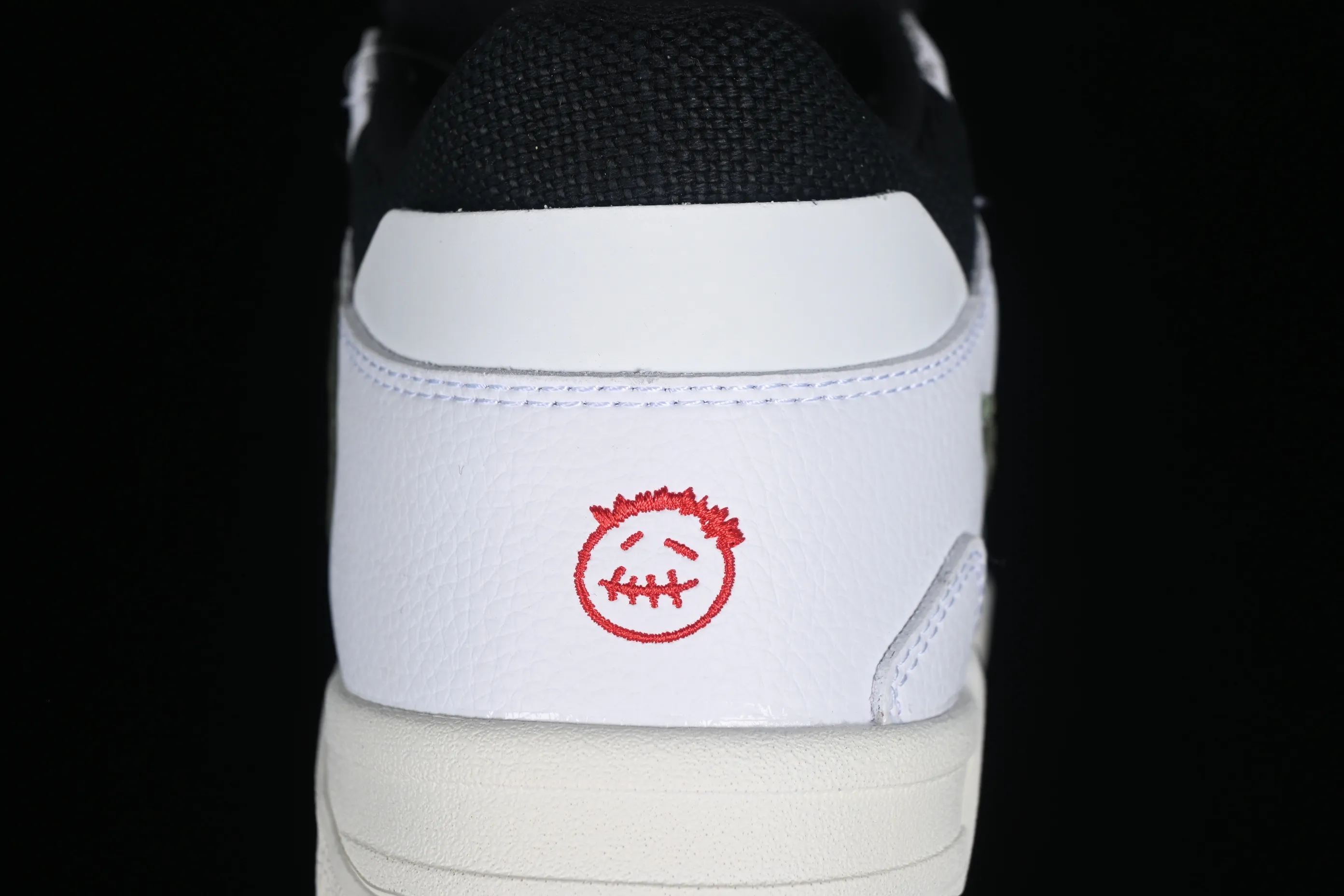All categories Air Jordan Jordan series basketball shoes Air Jordan 1 Low F version Travis Scott x Jordan Cut The Check AJ1 Joe 1 hook and loop fashion basketball shoes FZ8117-100
